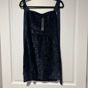 House of Harlow 1960 Strapless Midnight Floral Dress